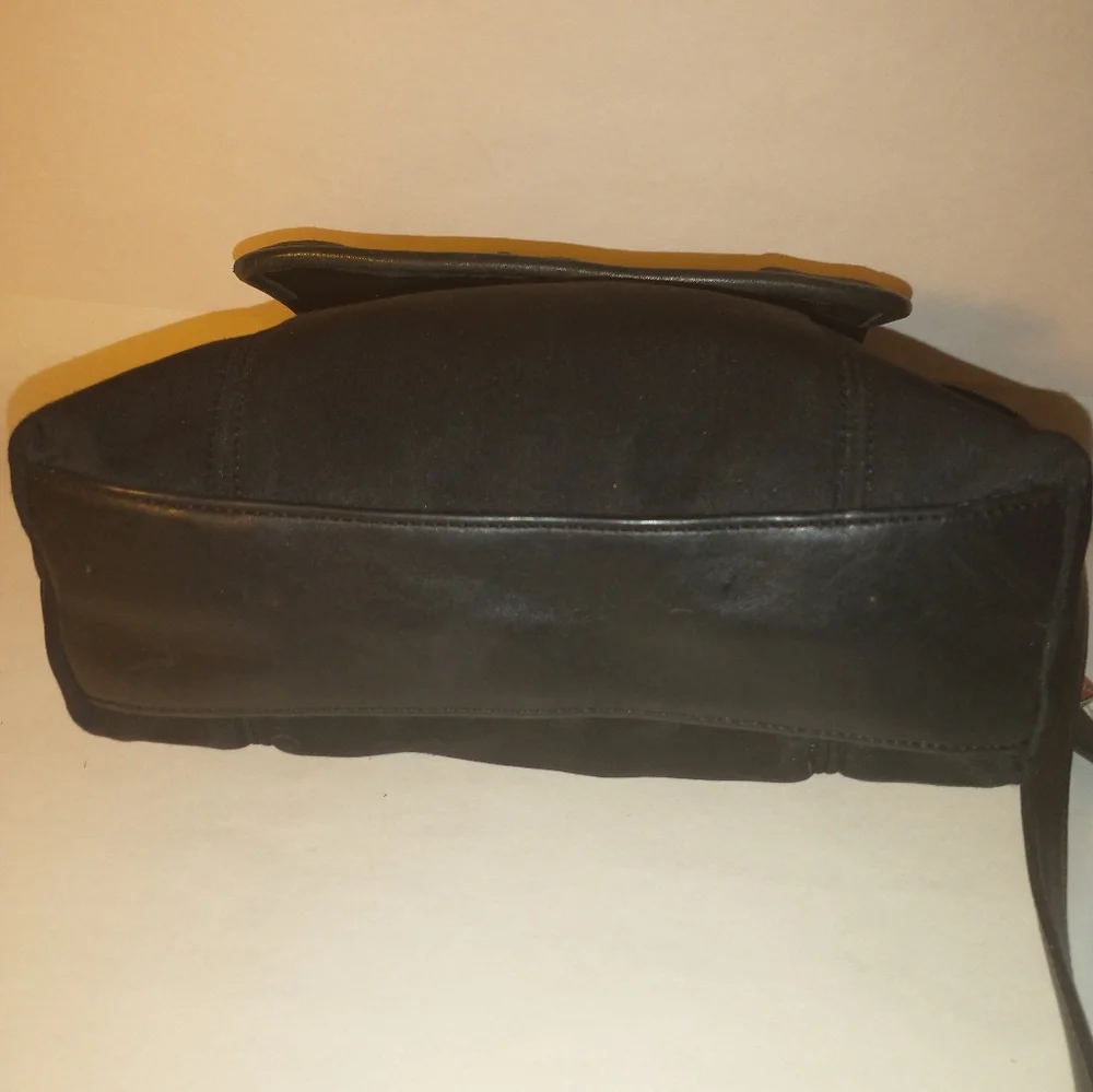 Coach Vintage Neoprene line  Reduced to sell. Rare find. 1998yr. - Picture 8 of 11